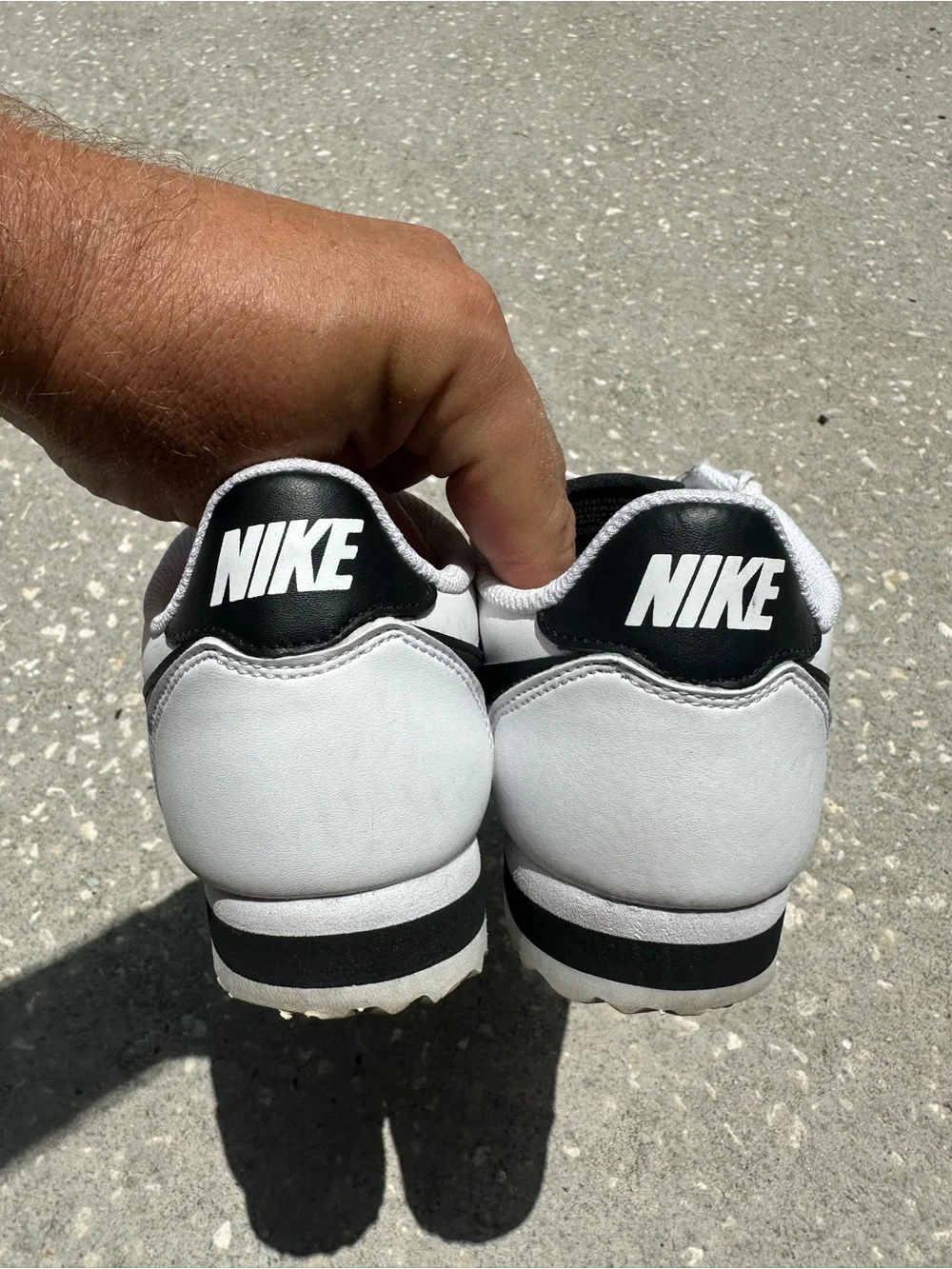 Nike Womens Classic Cortez 807471-101 White Casual Shoes Sneakers Size 6.5